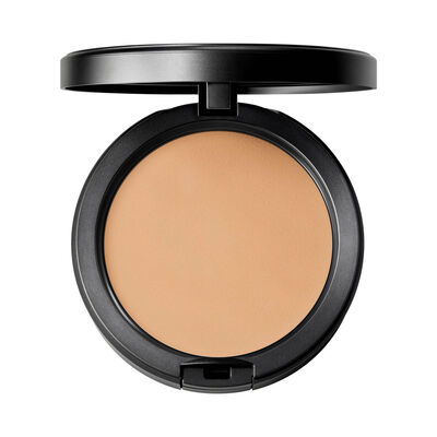 BASE N4.7  STUDIO FIX POWDER 